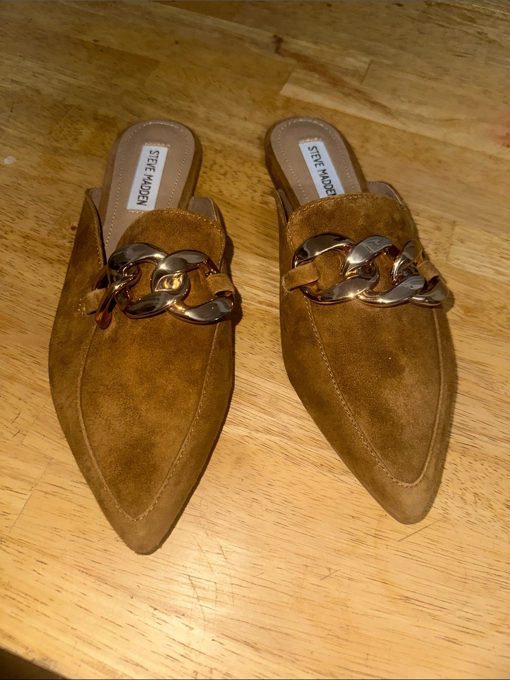Steve Madden Women's Tan Suede Chain-Trim Pointed Mules